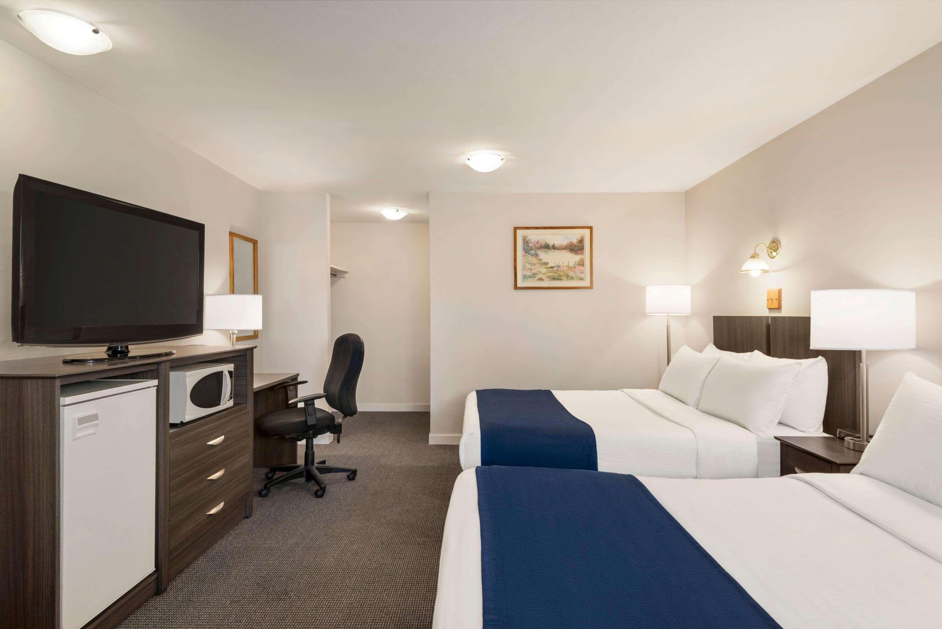 Travelodge By Wyndham Mcbride Bagian luar foto