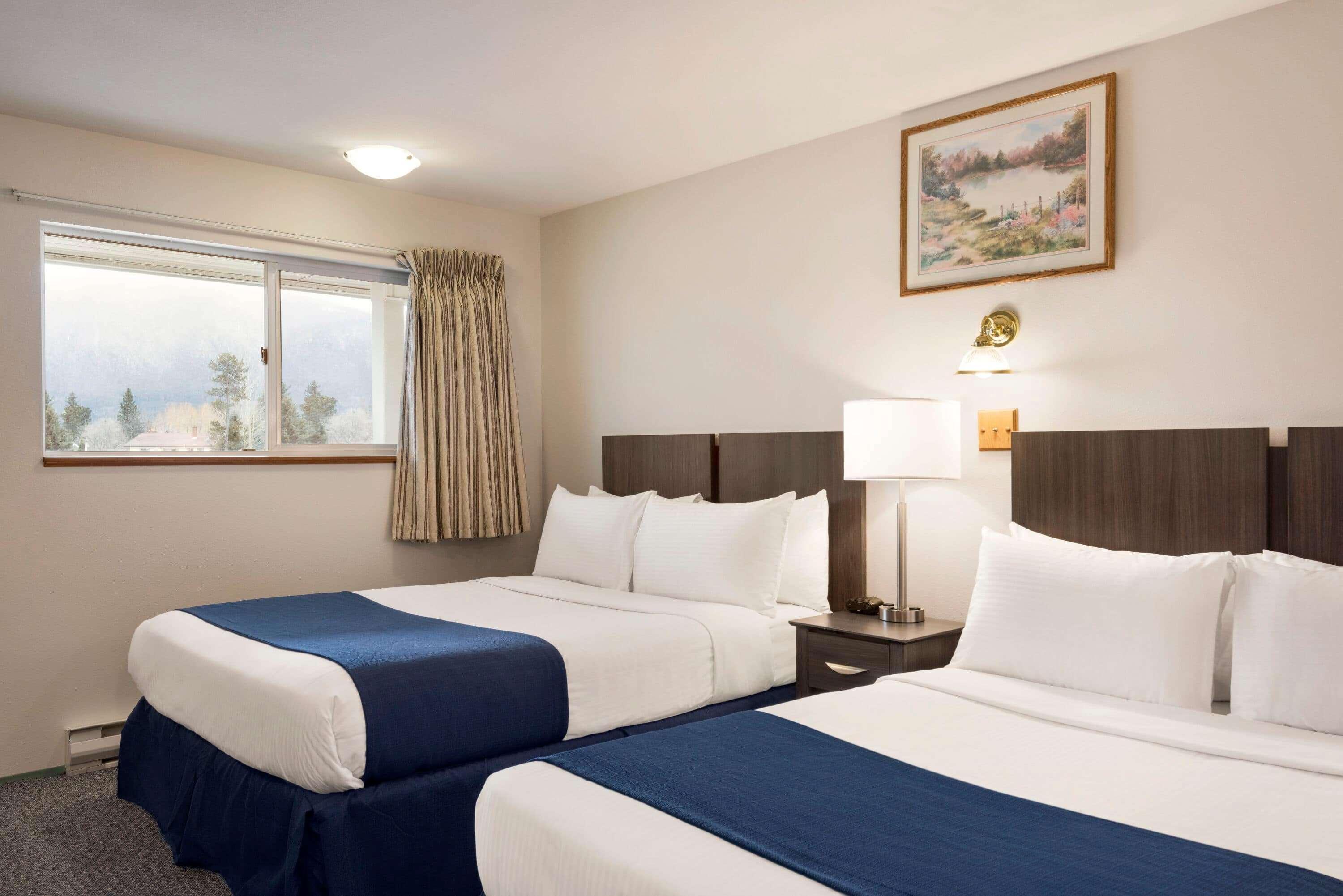 Travelodge By Wyndham Mcbride Bagian luar foto