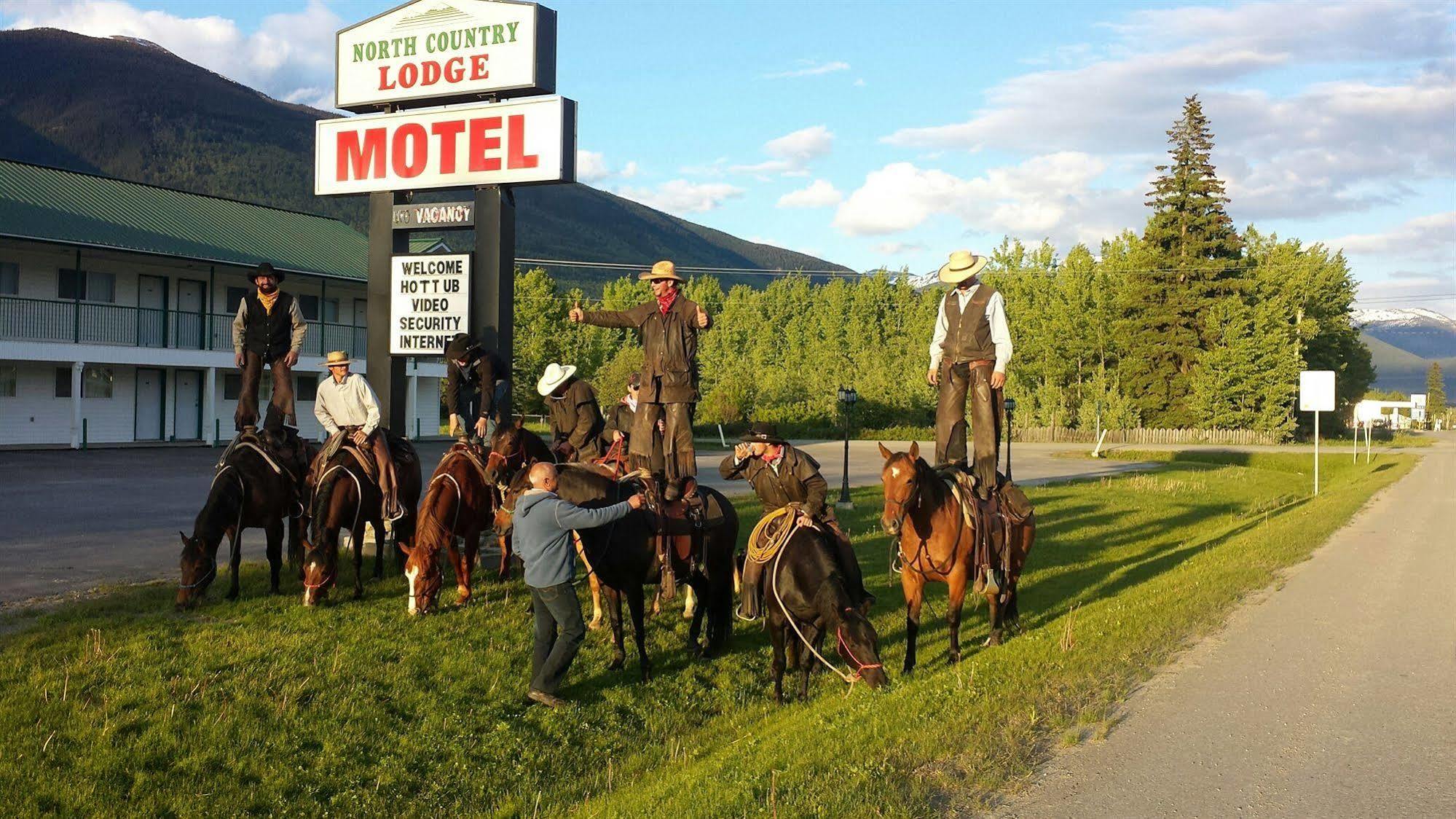 Travelodge By Wyndham Mcbride Bagian luar foto