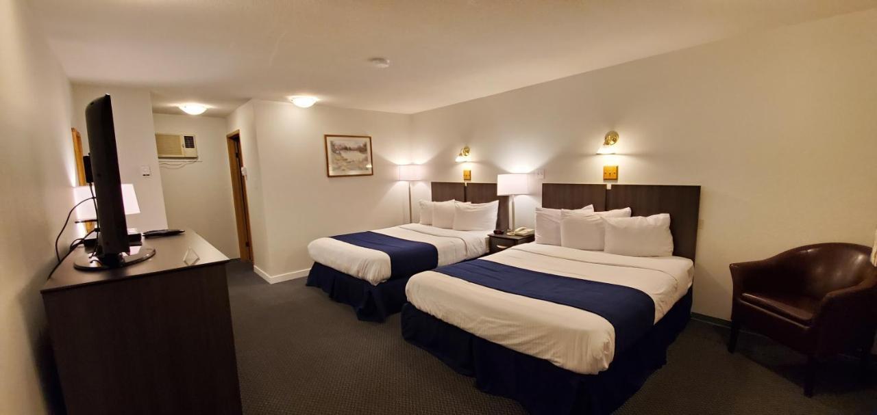 Travelodge By Wyndham Mcbride Bagian luar foto